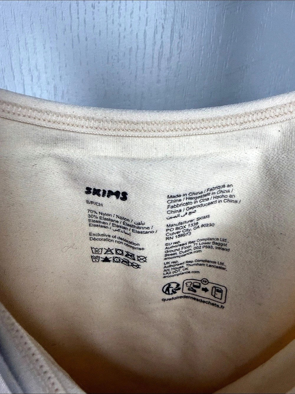 SKIMS Seamless Sculpt Mid Thigh Bodysuit Cotton Beige - Picture 3 of 4